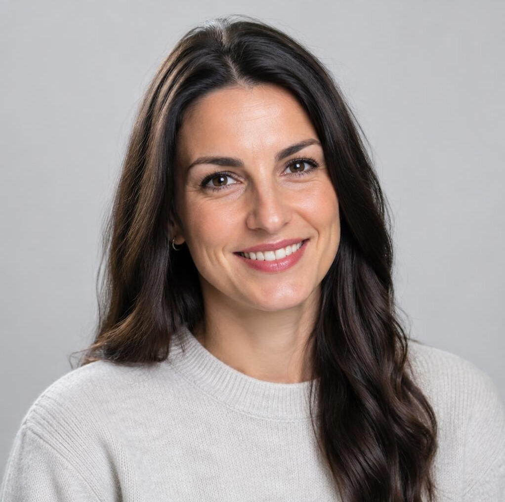 Studio portrait of a Croatian woman in her 30s, content lead